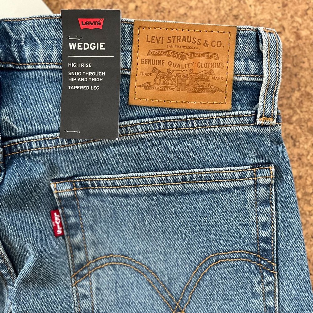 Levis Wedgie High Waisted Tapered Leg
